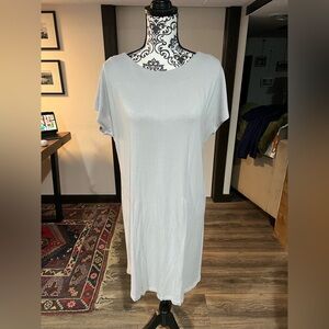 Lou & Gray dress
Length 35”
Chest 22”